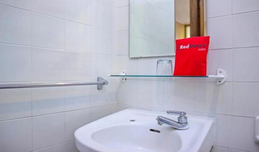 RedDoorz Plus @ Sukamulya Pasteur 2 Bandung Bagian luar foto