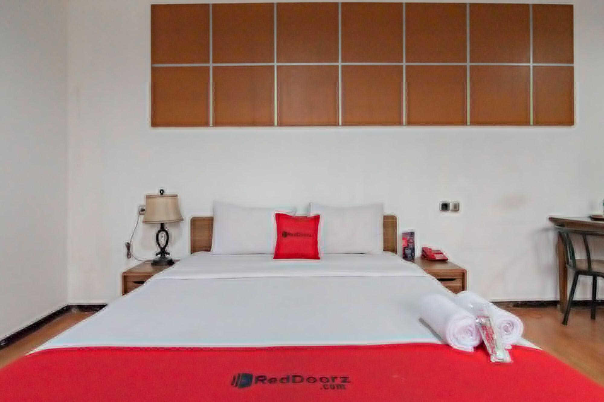 RedDoorz Plus @ Sukamulya Pasteur 2 Bandung Bagian luar foto