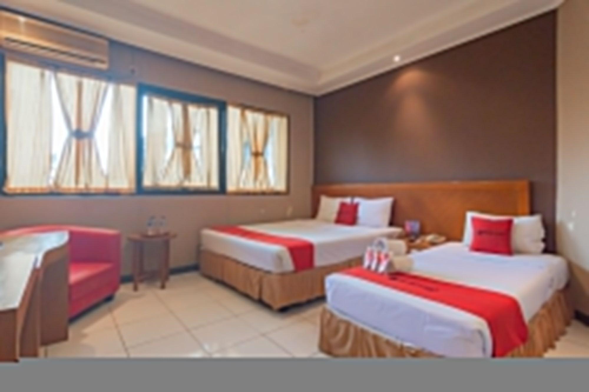 RedDoorz Plus @ Sukamulya Pasteur 2 Bandung Bagian luar foto