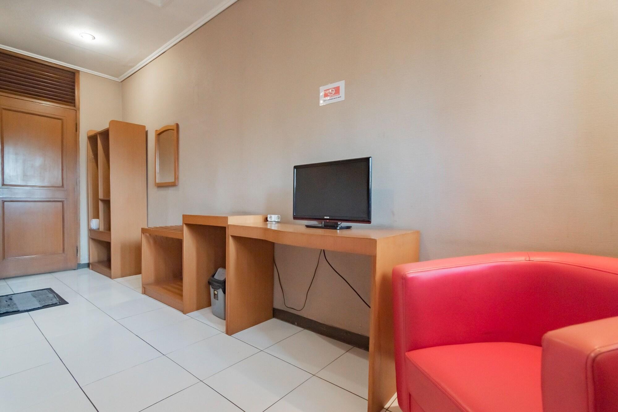 RedDoorz Plus @ Sukamulya Pasteur 2 Bandung Bagian luar foto