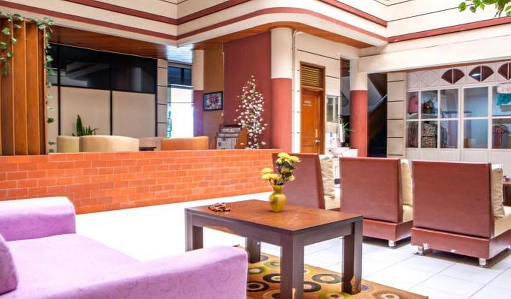 RedDoorz Plus @ Sukamulya Pasteur 2 Bandung Bagian luar foto