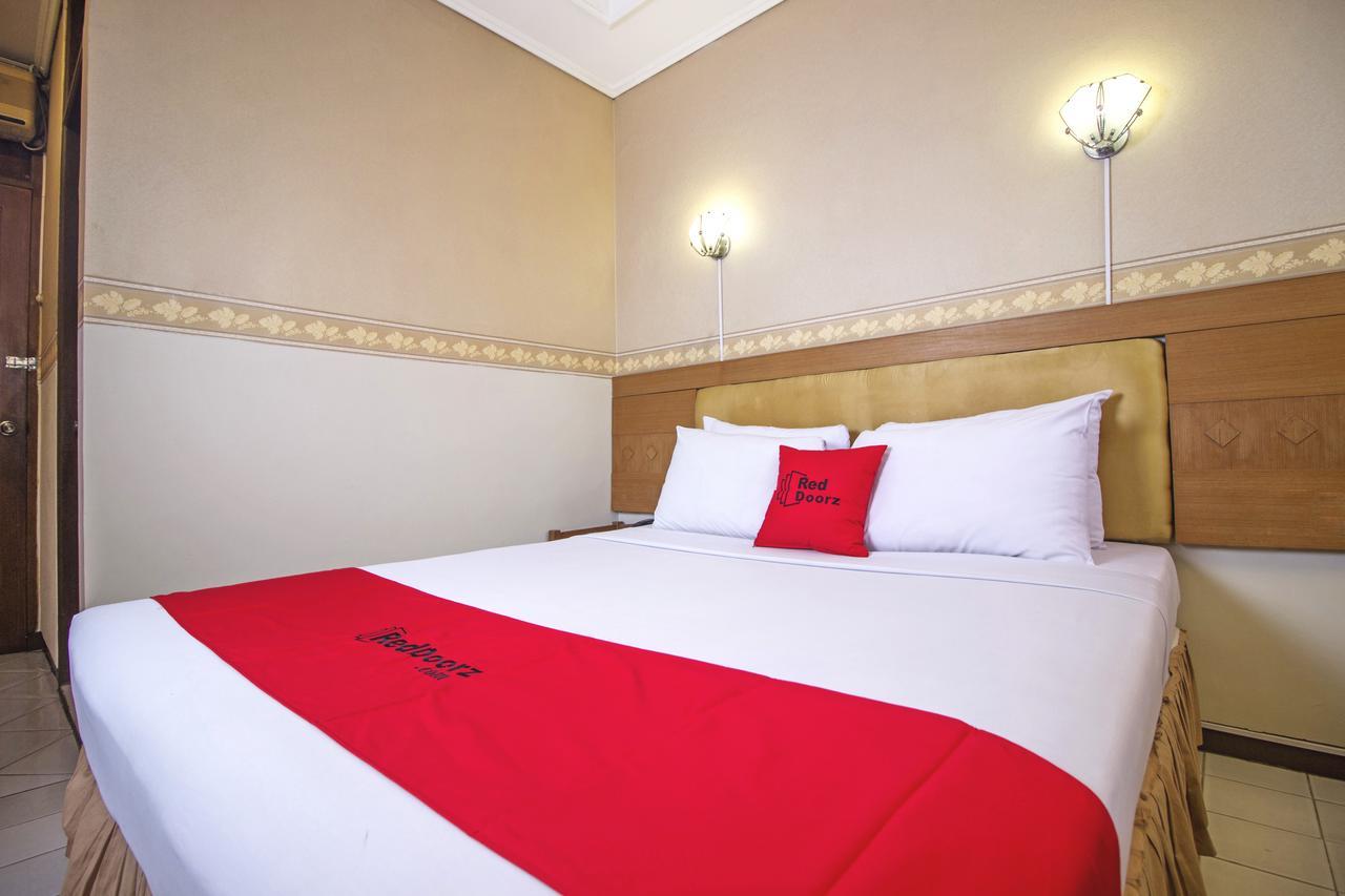 RedDoorz Plus @ Sukamulya Pasteur 2 Bandung Bagian luar foto